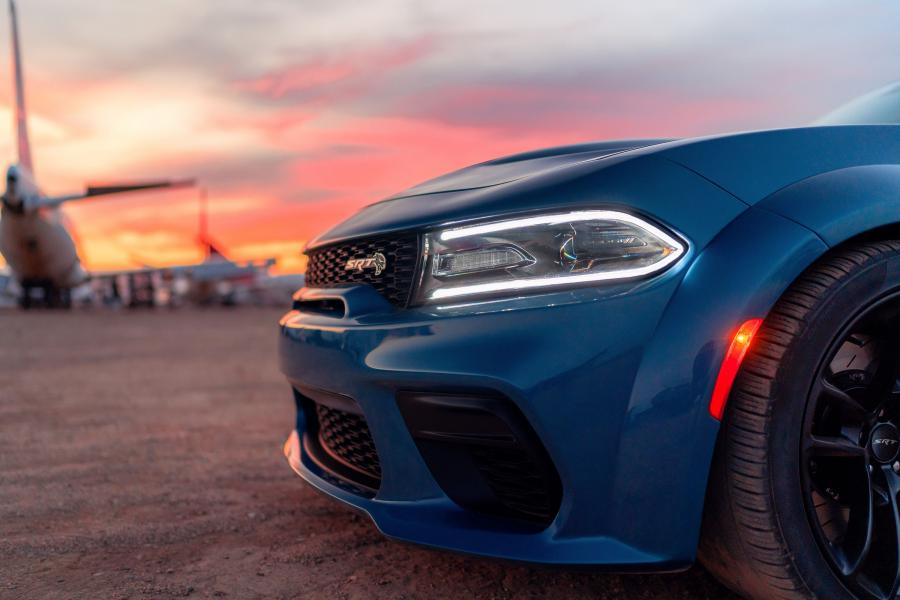 Детали экстерьера Dodge Charger SRT Hellcat Widebody 2019 года  (фото 49 из 93)